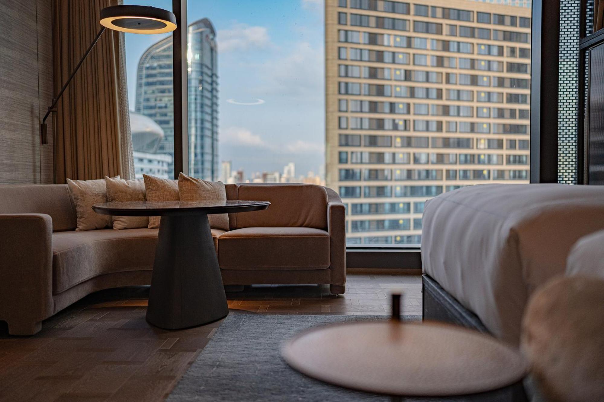 Conrad Shenzhen, The First Art Museum Hotel In Greater Bay Area With The Stunning Bay And Sunset View In The Hotel Terrace エクステリア 写真